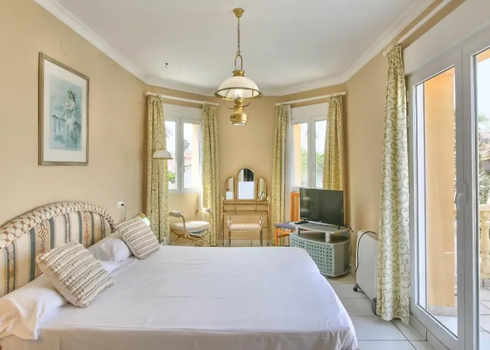 La Giralda Bo By Carlosferien