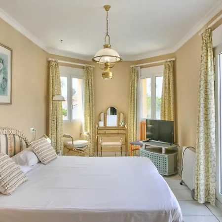 La Giralda Bo By Carlosferien