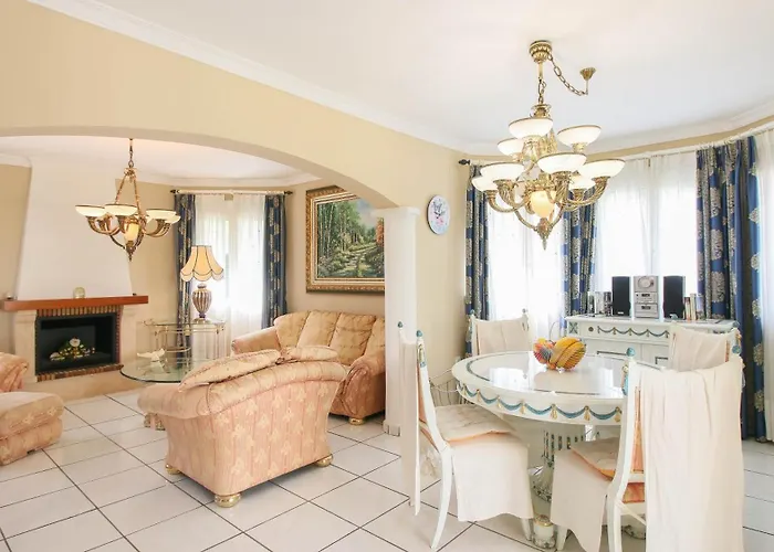 La Giralda Bo By Carlosferien * Дения